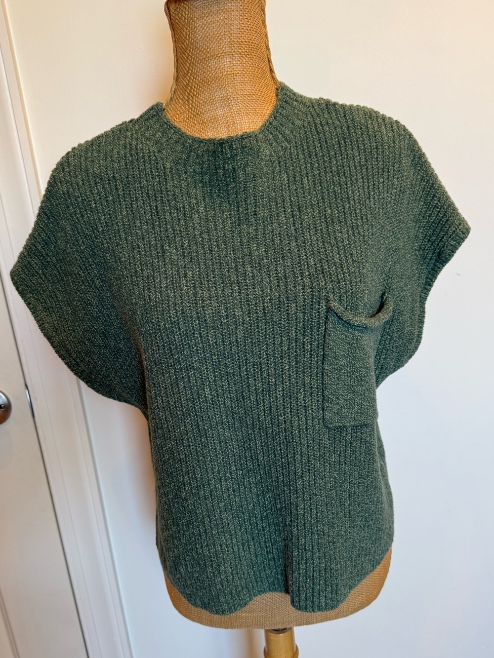 Free People FREYA Heathered Green Ribbed Cap Sleeve Sweater with Pocket Sz M